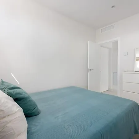 Apartment Views Frontline Puerto Banus + New Rdr384